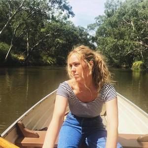 Meet your Posher, Claire